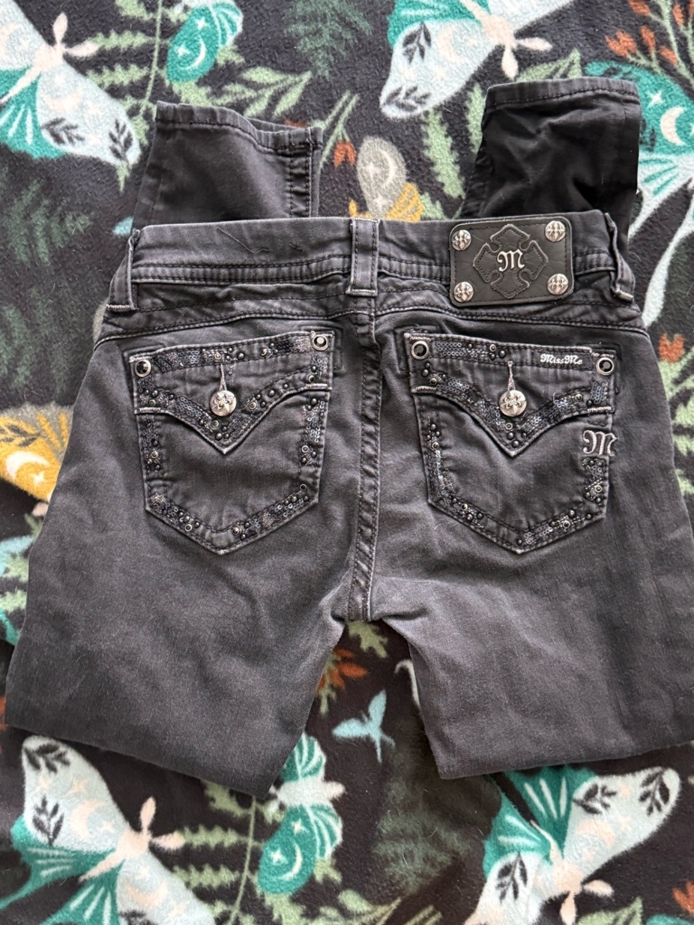 Miss Me Signature Skinny Crop Jeans Black Studded Stretch Denim  Size 27